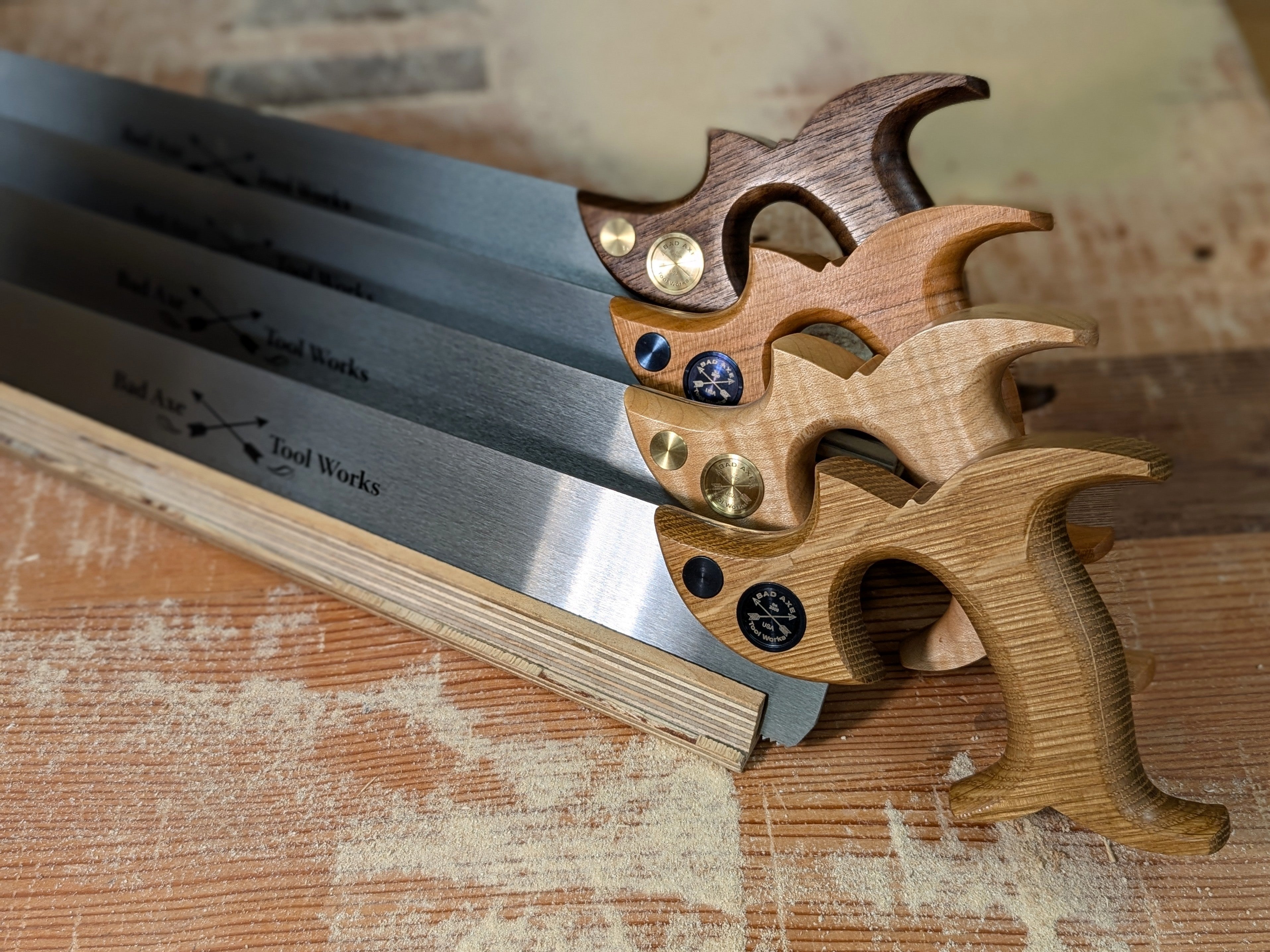 Bad axe tool works 17 inch joiners bench saw with white oak maple walnut and cherry handles