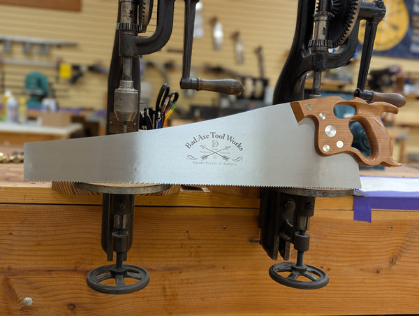 Bad Axe D8 22" Rip-Cut 7 PPI Panel Saw- Small